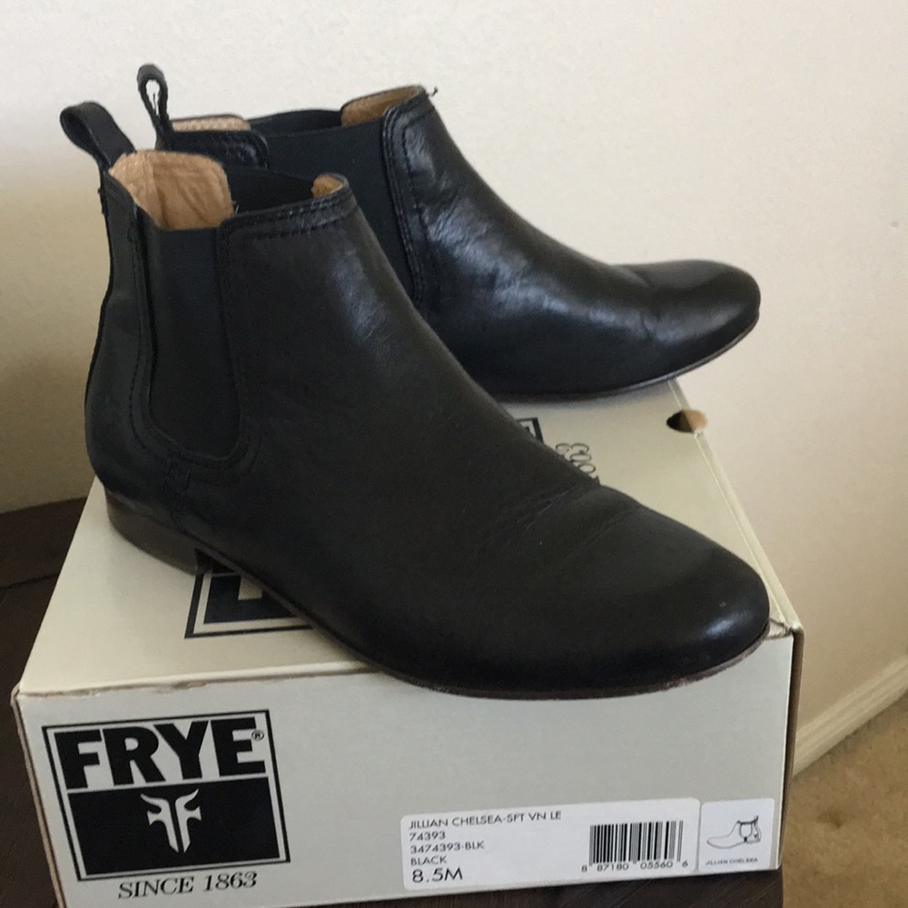 Frye Jillian Chelsea bootie